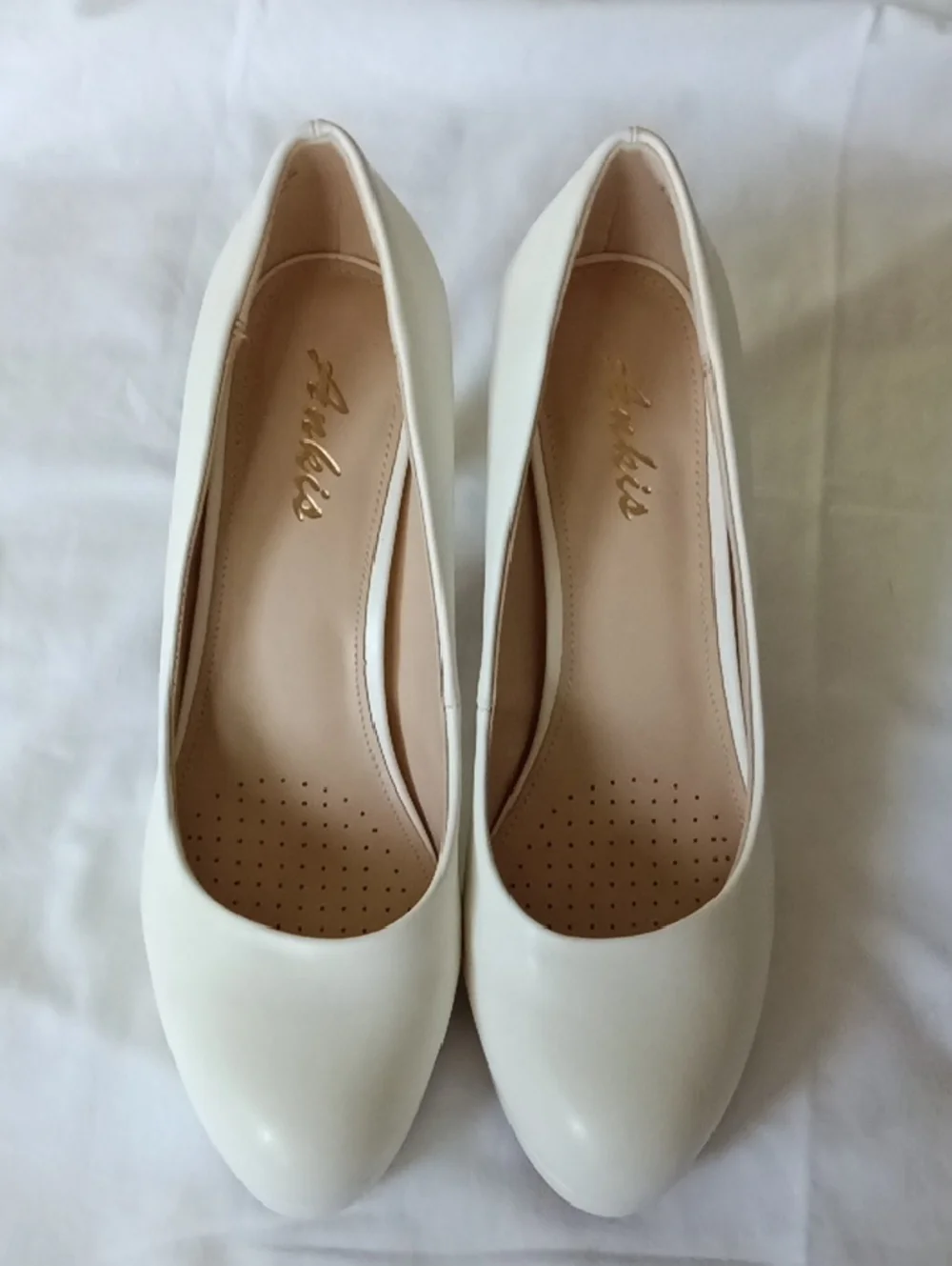 Elegant White Women's Heels by Zankies - Picture 1 of 3